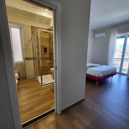 B&B Salerno Urban Suite 57 Buitenkant foto