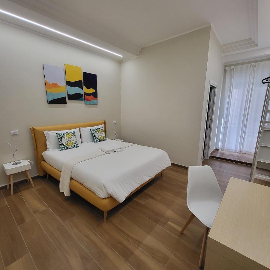 B&B Salerno Urban Suite 57 Buitenkant foto