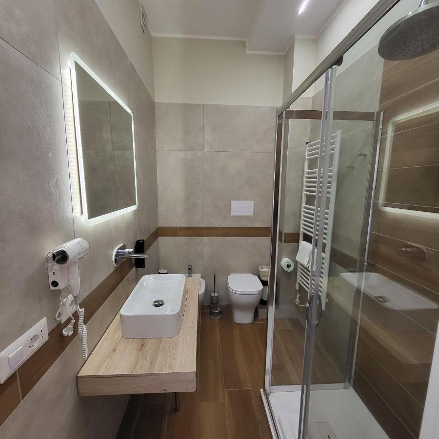 B&B Salerno Urban Suite 57 Buitenkant foto