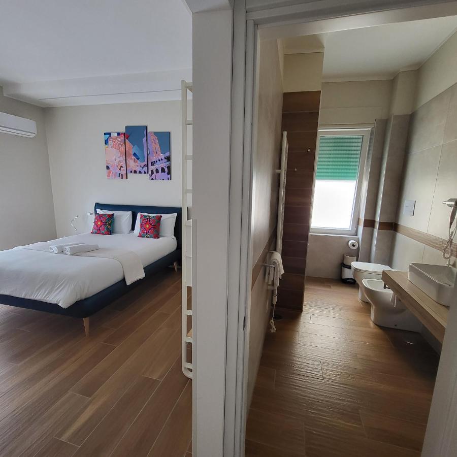 B&B Salerno Urban Suite 57 Buitenkant foto