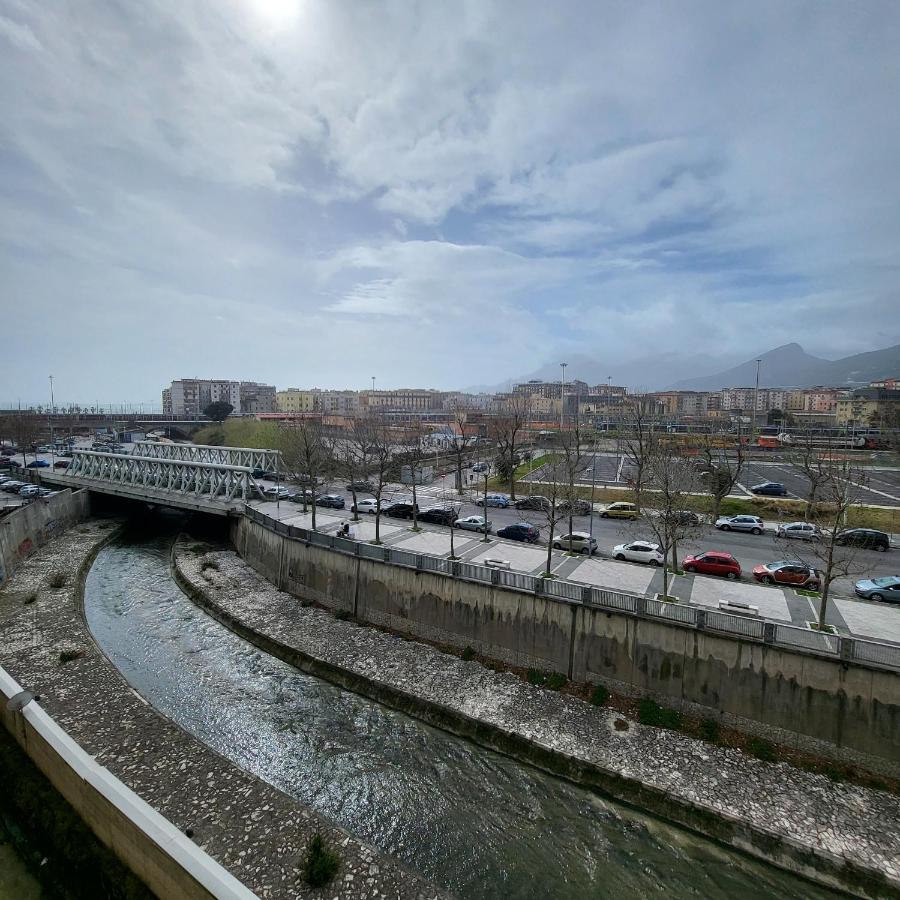 B&B Salerno Urban Suite 57 Buitenkant foto