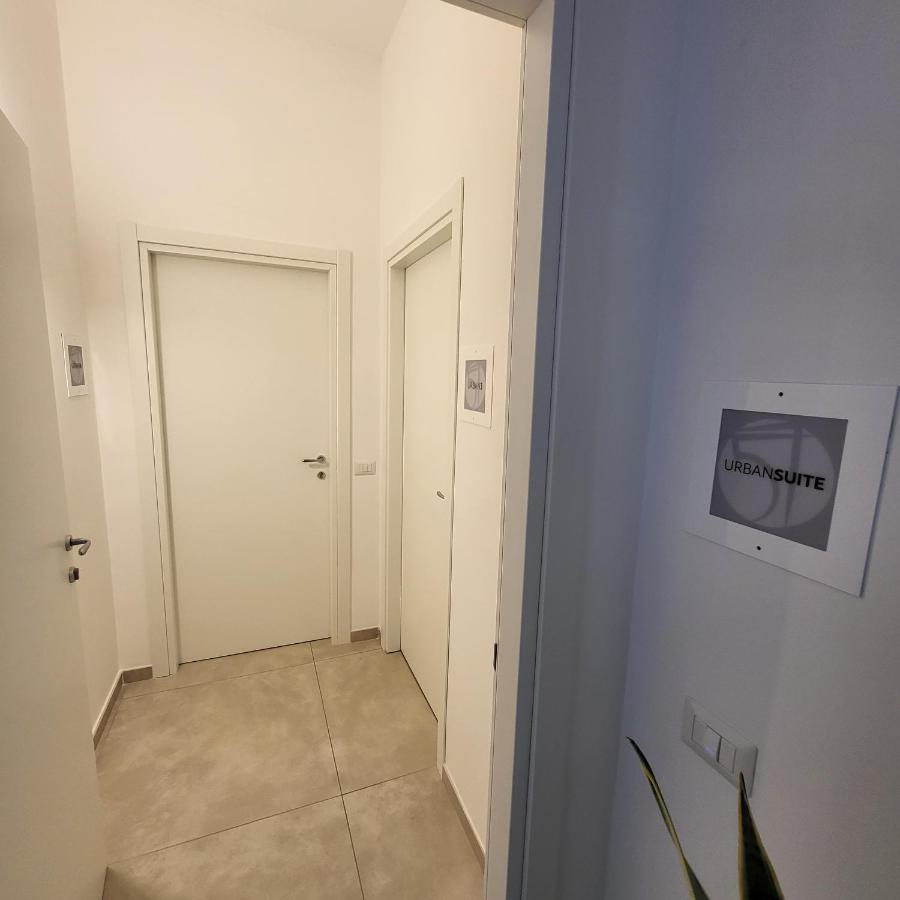 B&B Salerno Urban Suite 57 Buitenkant foto
