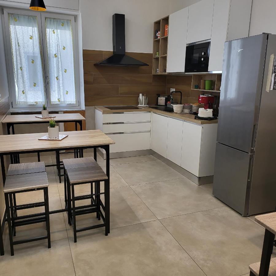 B&B Salerno Urban Suite 57 Buitenkant foto
