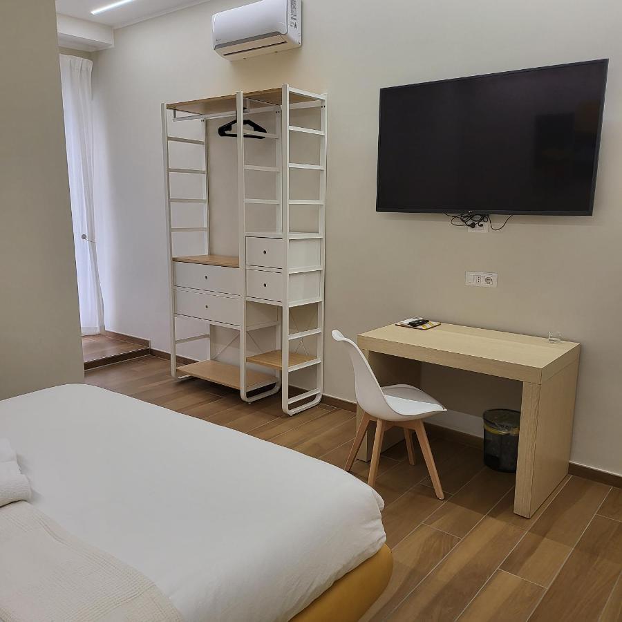 B&B Salerno Urban Suite 57 Buitenkant foto